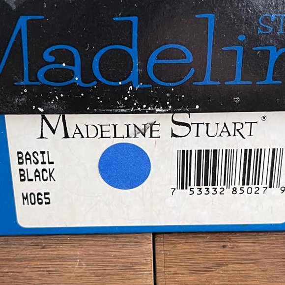 Madeline Stuart sandals, Size 6.5m, black - Picture 2 of 7